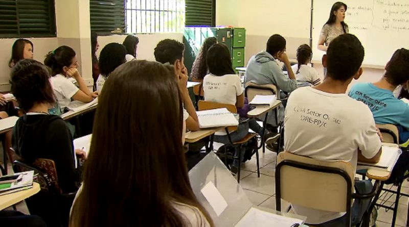 Programa Pé de Meia: Alunos Podem Ganhar até R$ 3,2 Mil; Confira Como Participar!